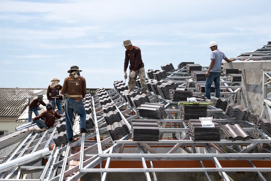 หลังคาคอนกรีต CT ตราเพชร พร้อมข้อแนะนำในการติดตั้ง